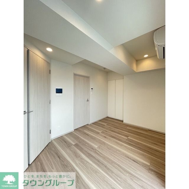 コンフォリア・リヴ千住の物件内観写真