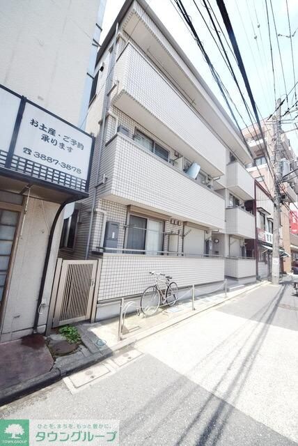 フラット梅島の物件外観写真