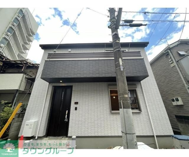 西新井栄町2丁目戸建の物件外観写真