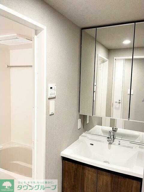 ラグゼナ北千住の物件内観写真