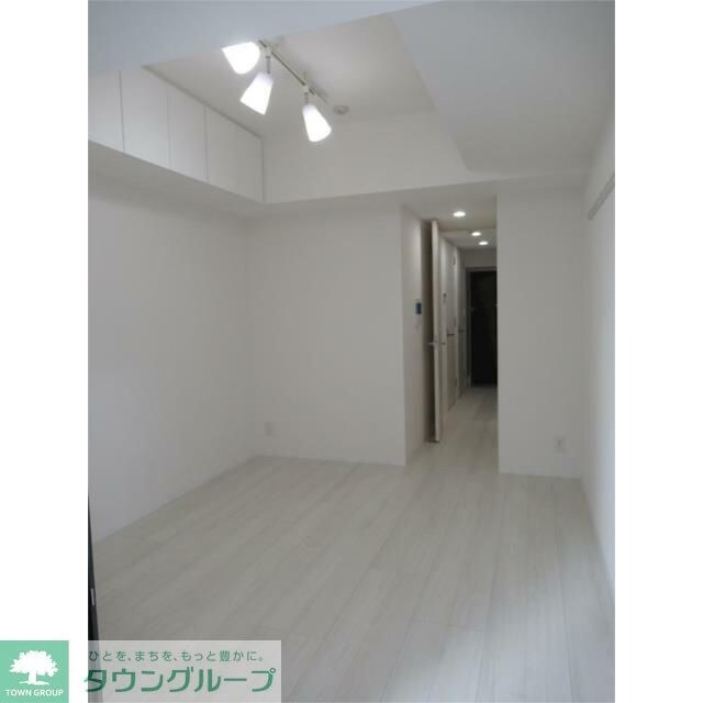 フュージョナル千住緑町の物件内観写真