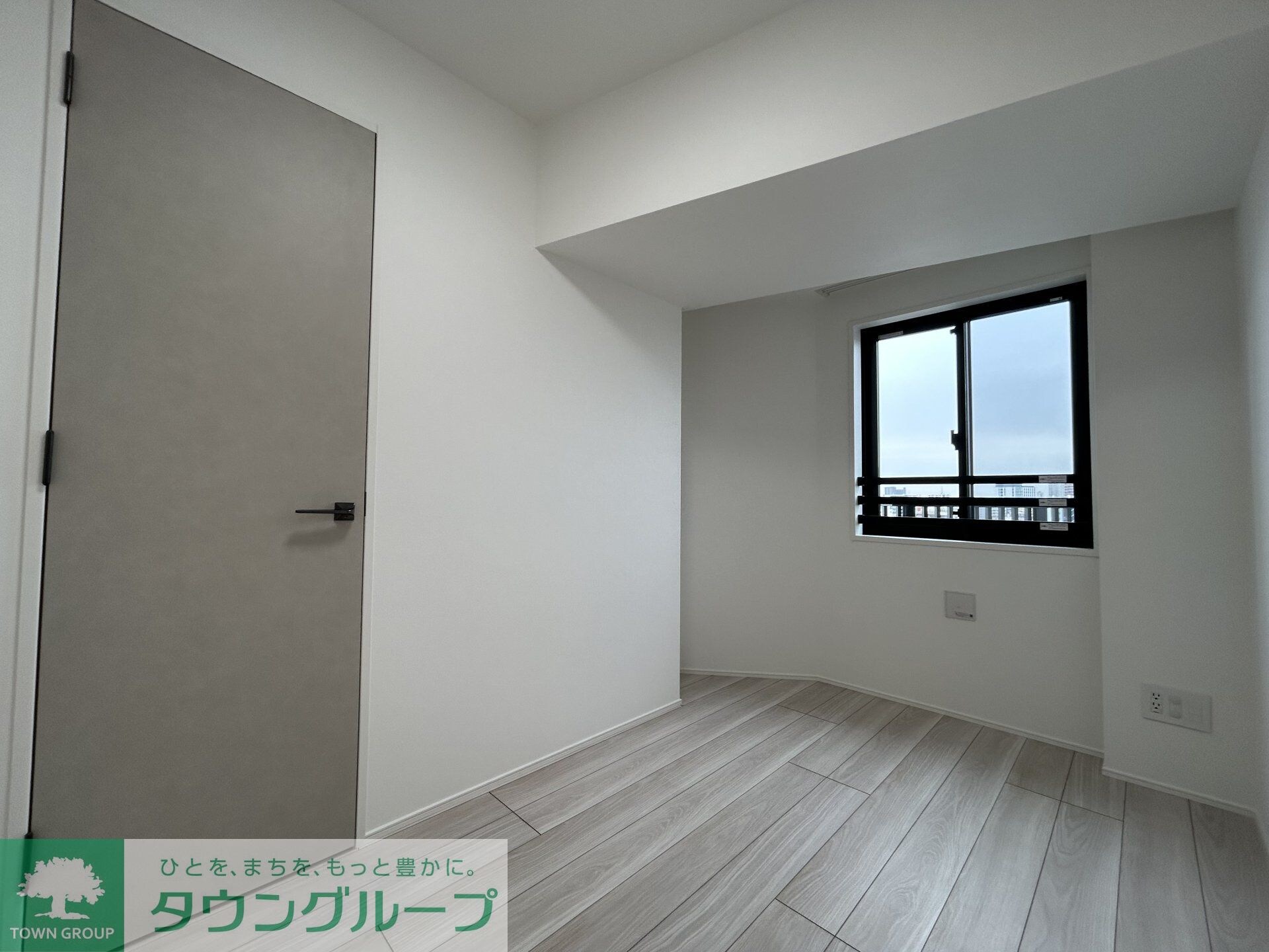 オープンブルーム入谷Eastの物件内観写真