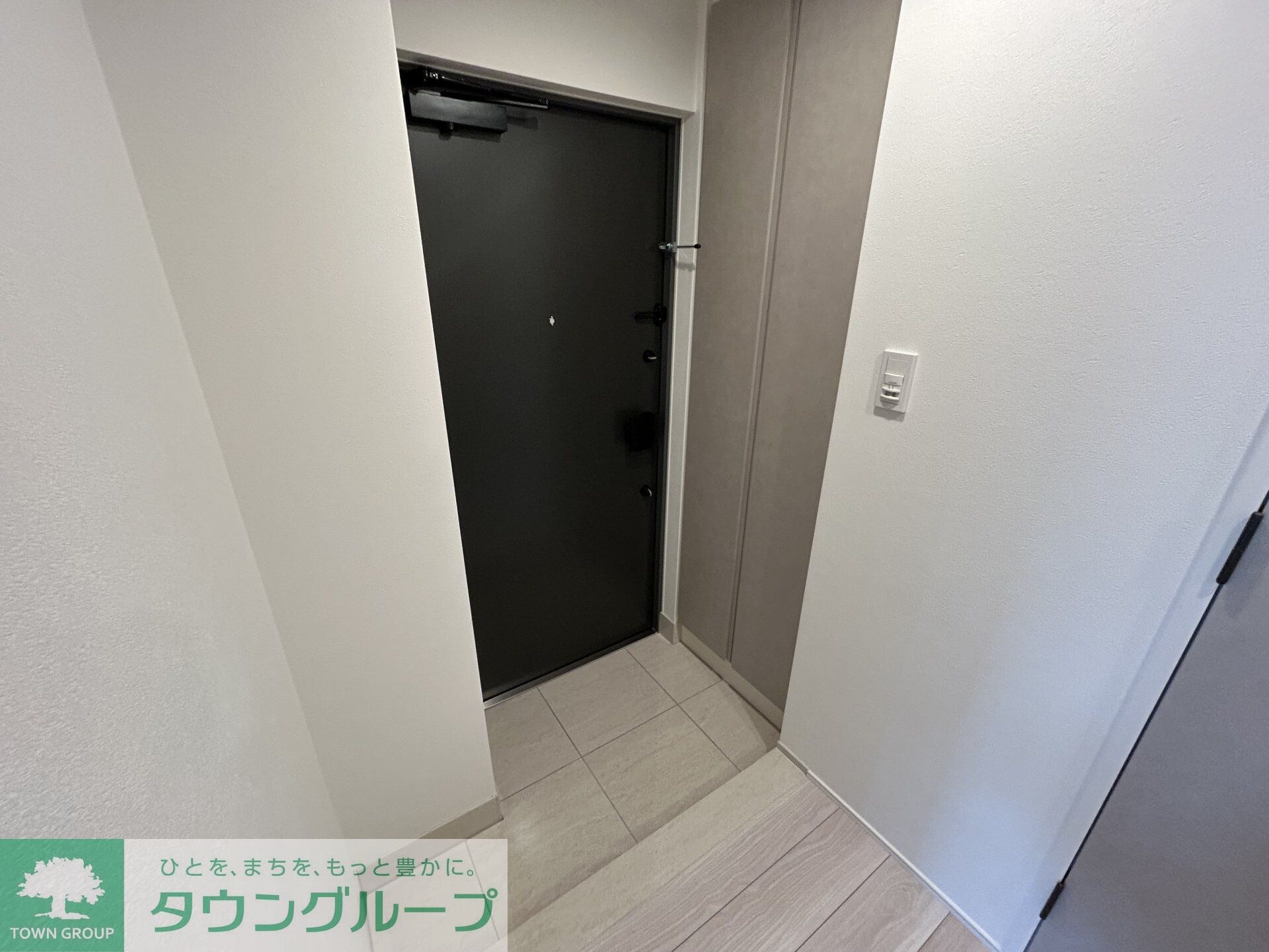 オープンブルーム入谷Eastの物件内観写真