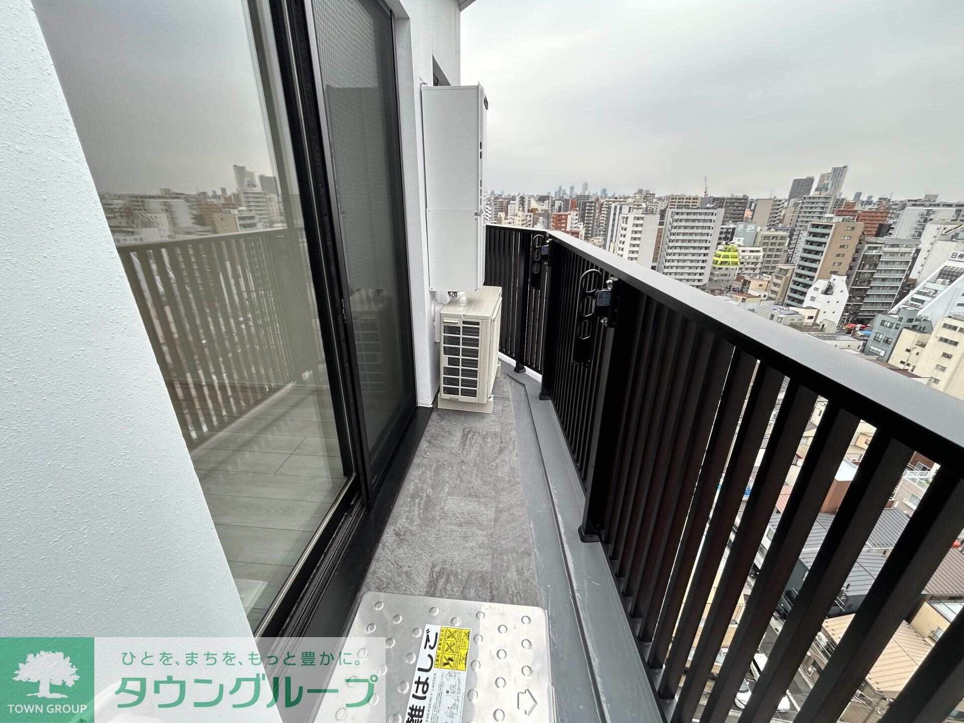 オープンブルーム入谷Eastの物件内観写真