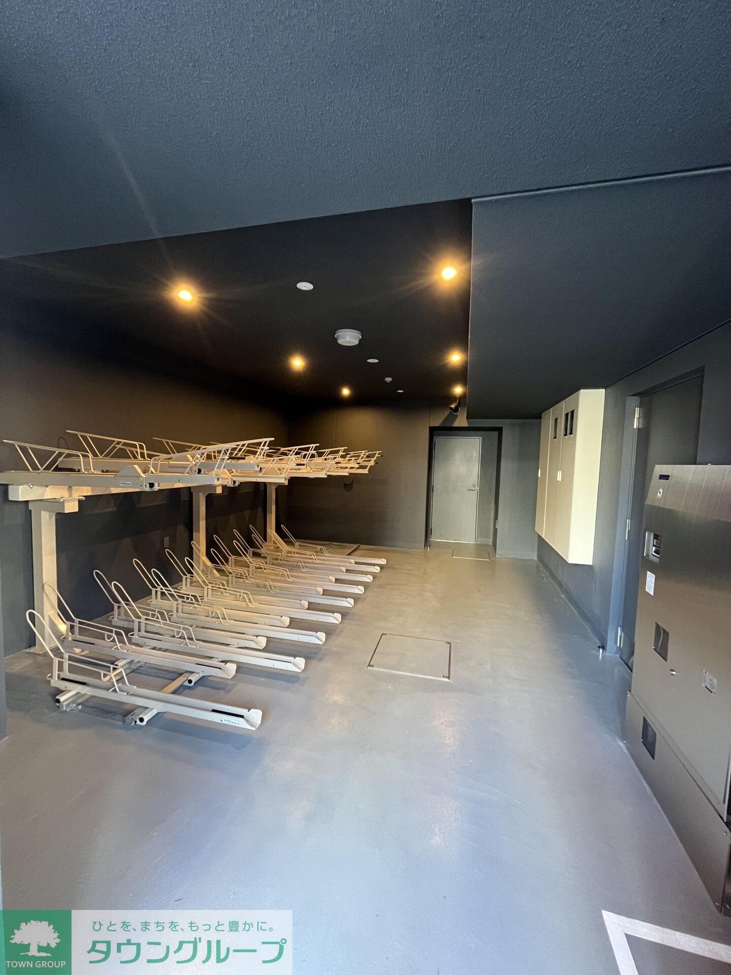 オープンブルーム入谷Eastの物件内観写真