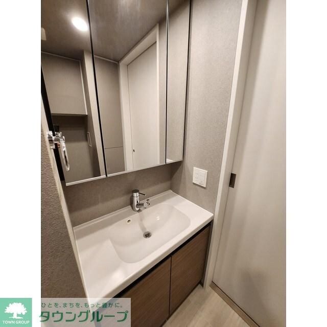 コスモグラシア三ノ輪の物件内観写真