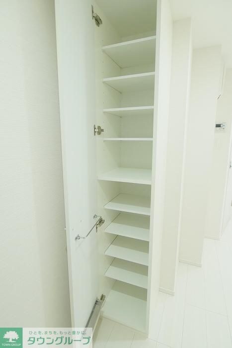 PREMIUMCUBE池袋要町の物件内観写真