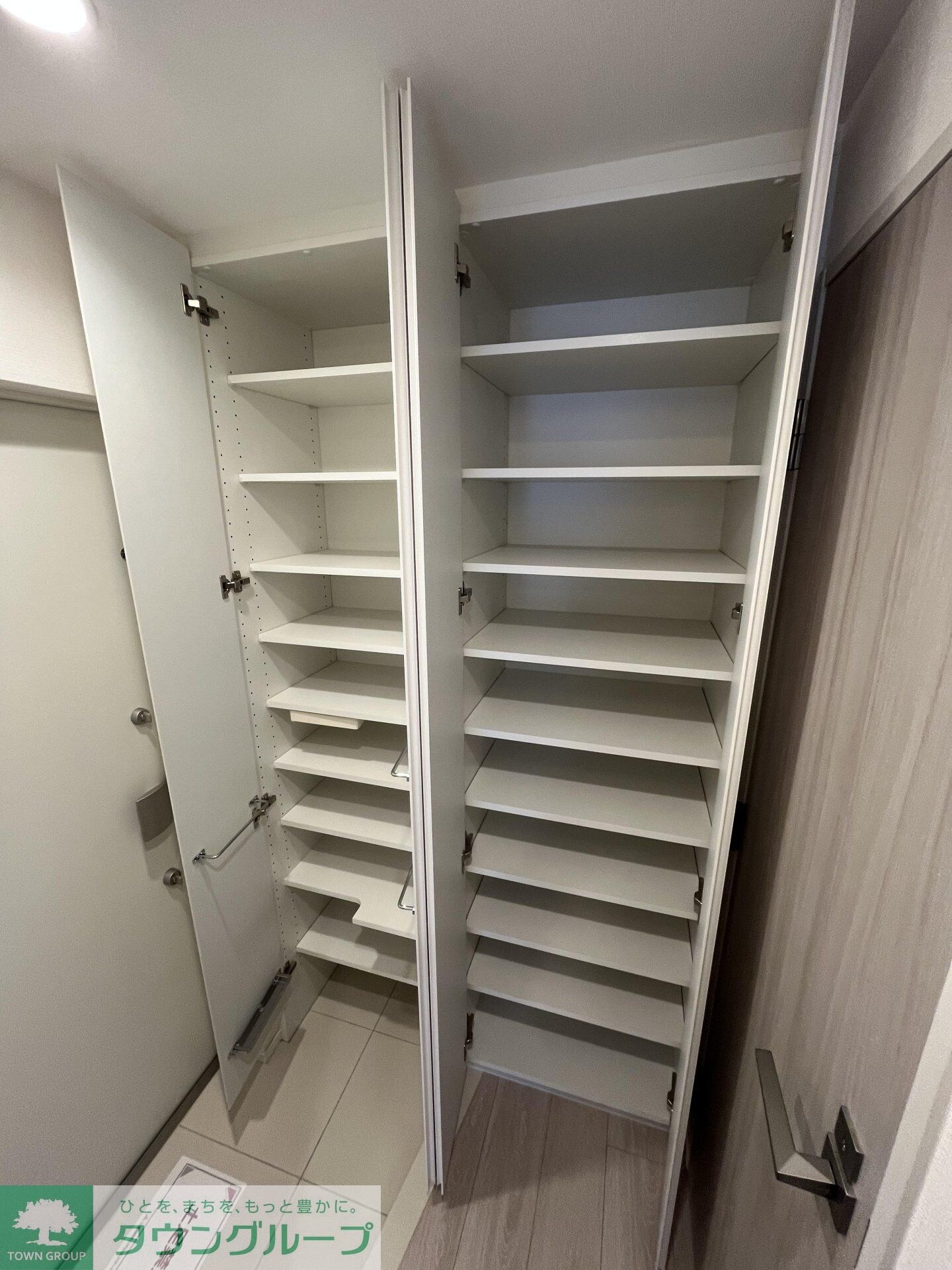 アジールコート王子の物件内観写真