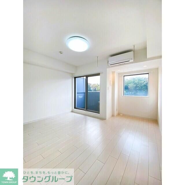 Beverly Homes 赤塚公園IIの物件内観写真