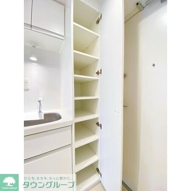 Beverly Homes 赤塚公園IIの物件内観写真