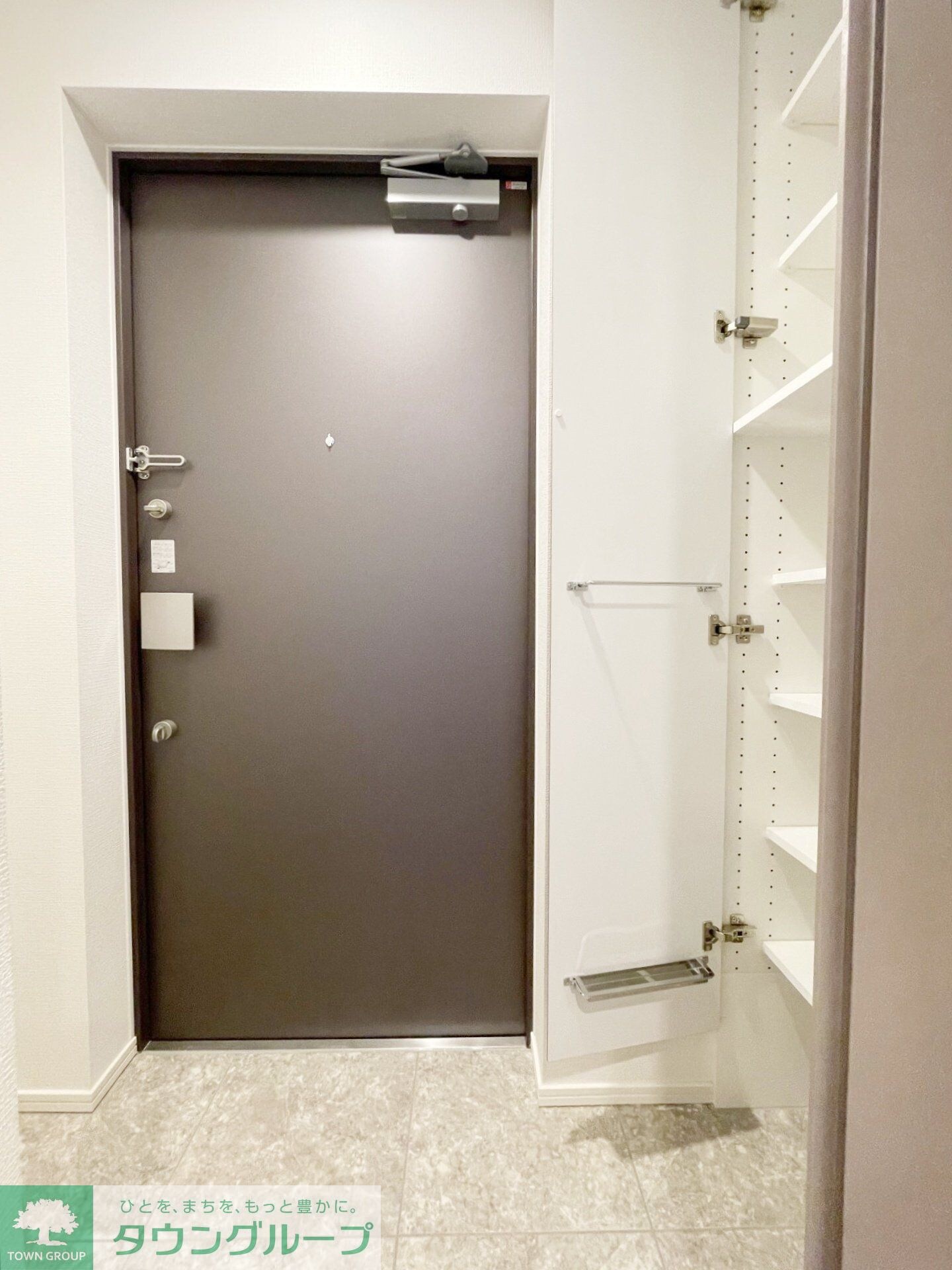 GENOVIA西川口の物件内観写真