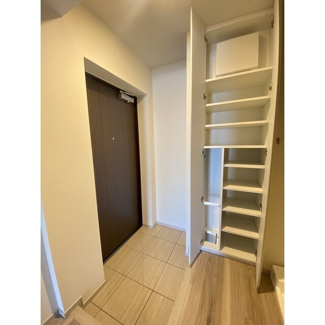 コンフォリア・リヴ千住の物件内観写真