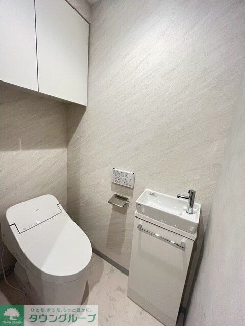 コンフォリア・リヴ文京護国寺の物件内観写真