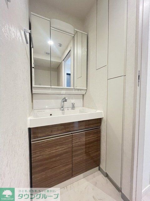 コンフォリア・リヴ文京護国寺の物件内観写真