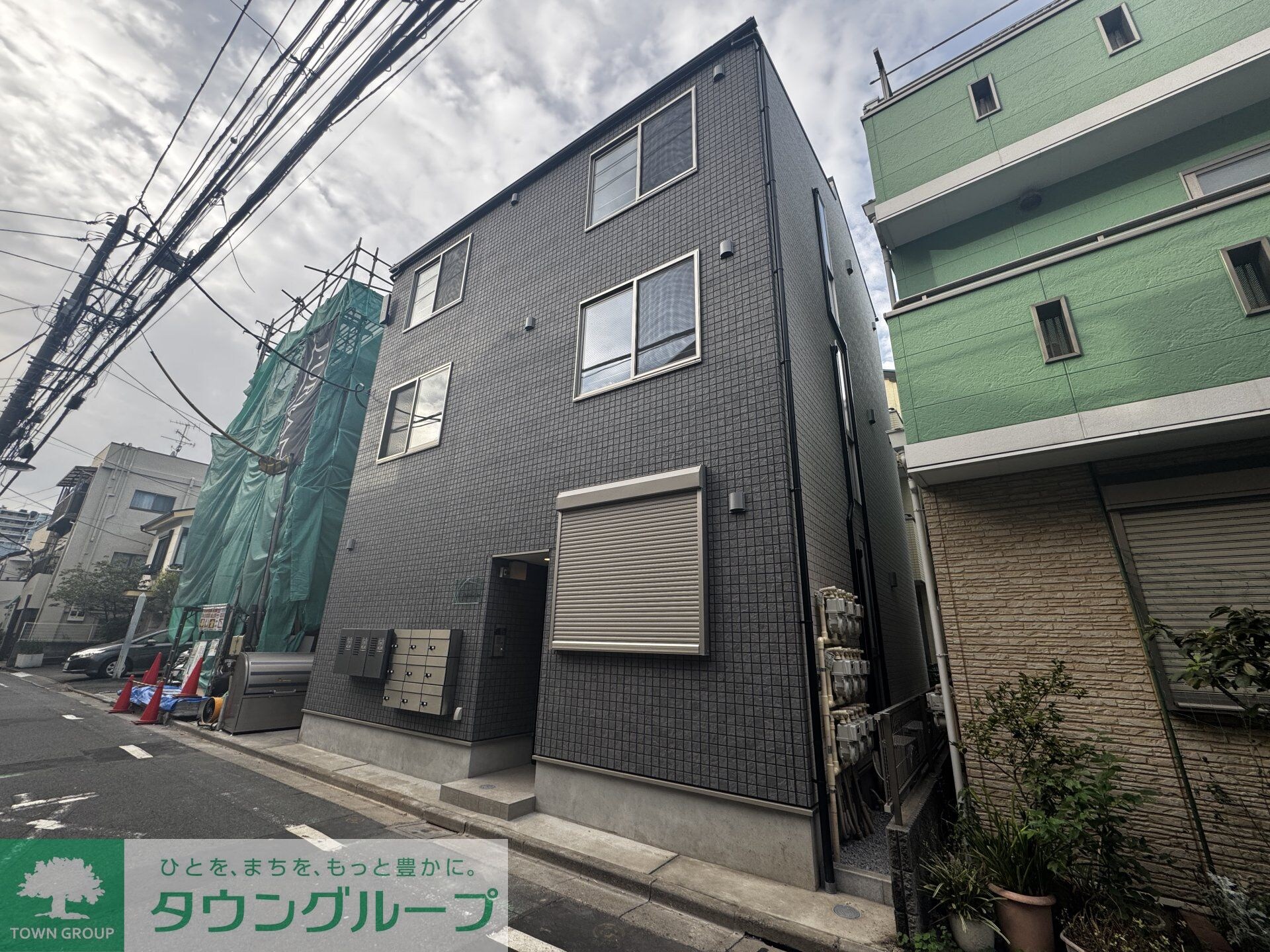 FERIO三河島の物件外観写真