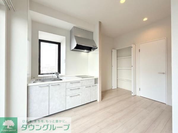 プラザ・ラ・ポールの物件内観写真