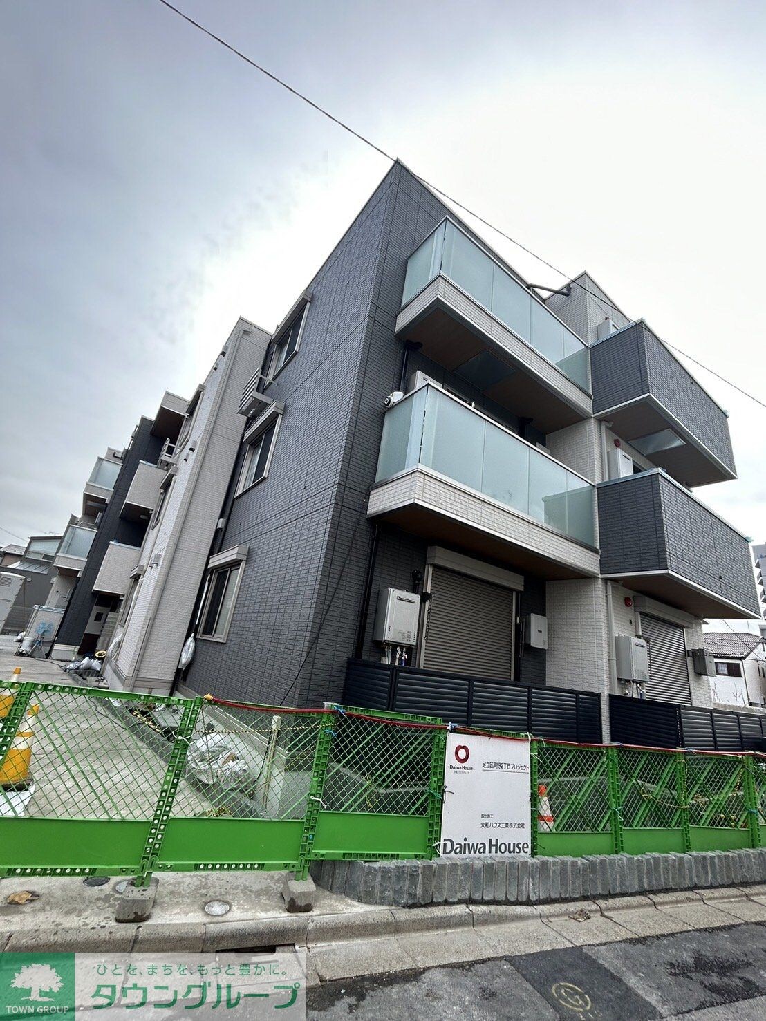 セレスティア興野の物件外観写真