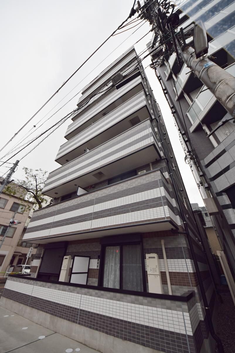 ヒルズ東日暮里の物件外観写真