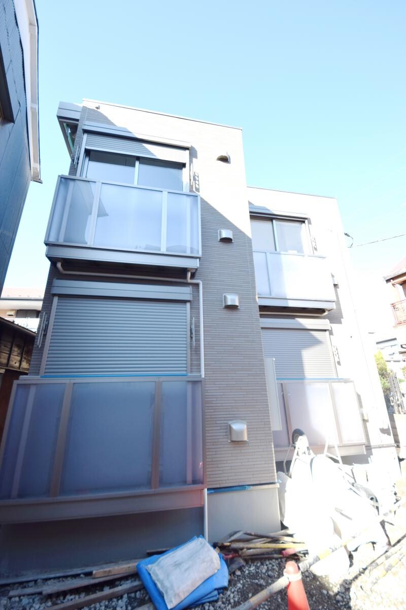 ウィンドテラス高砂の物件外観写真