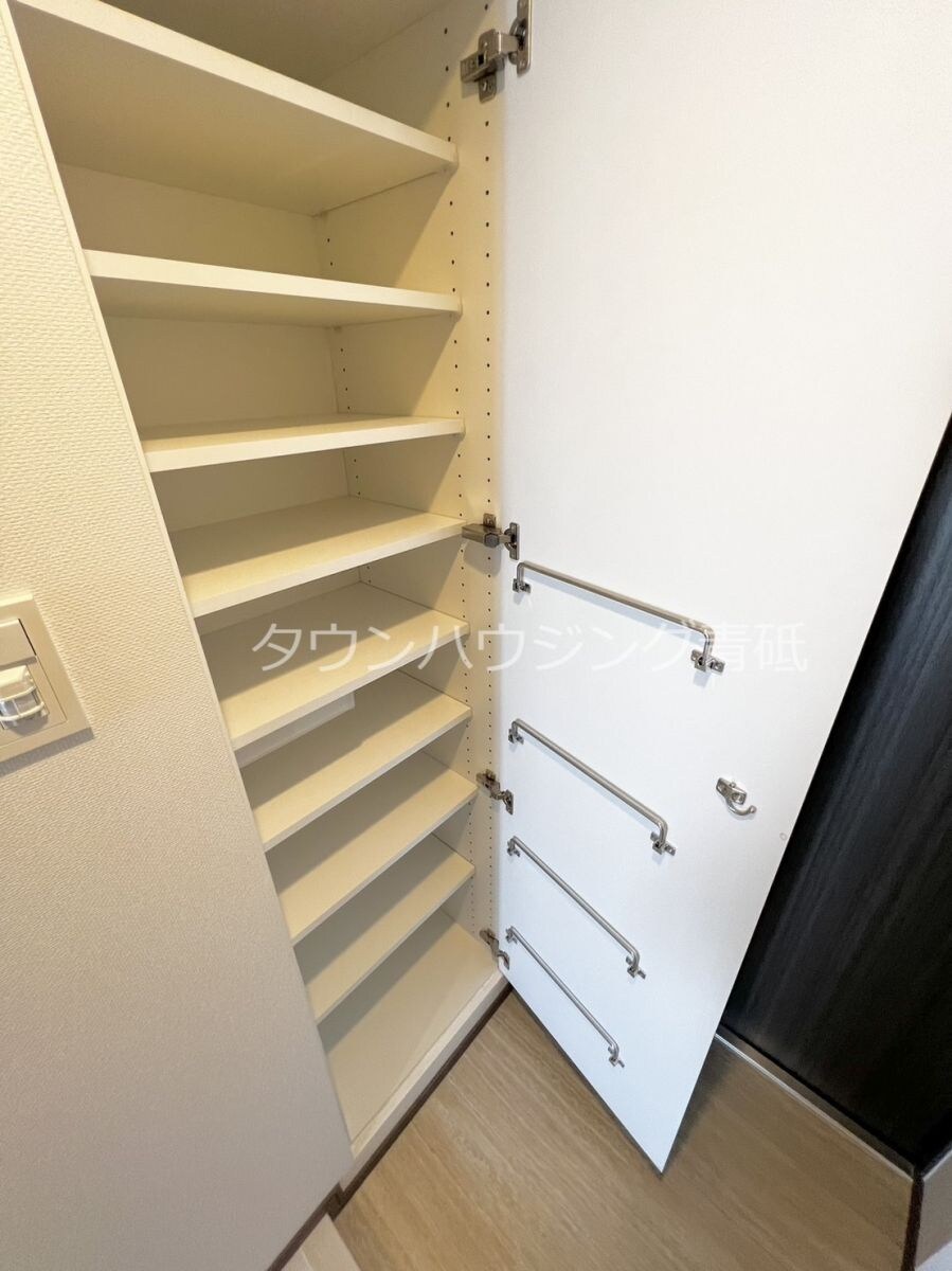 GENOVIAお花茶屋IIskygardenの物件内観写真