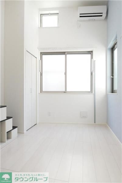 グランドソレーユ西新井の物件内観写真