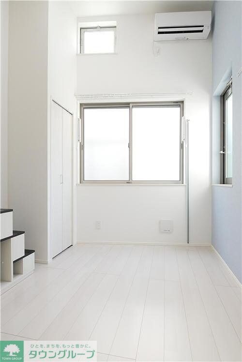 グランドソレーユ西新井の物件内観写真