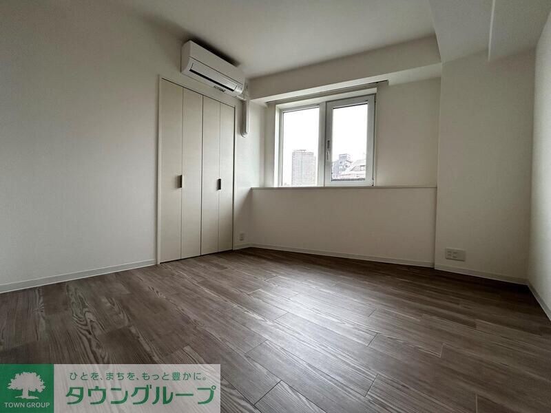 コスモリード新宿余丁町の物件内観写真