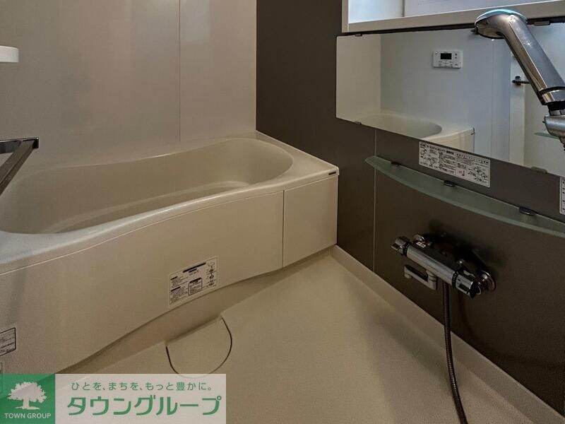 コスモリード新宿余丁町の物件内観写真