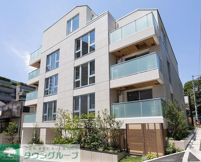 イプセ白金の物件外観写真