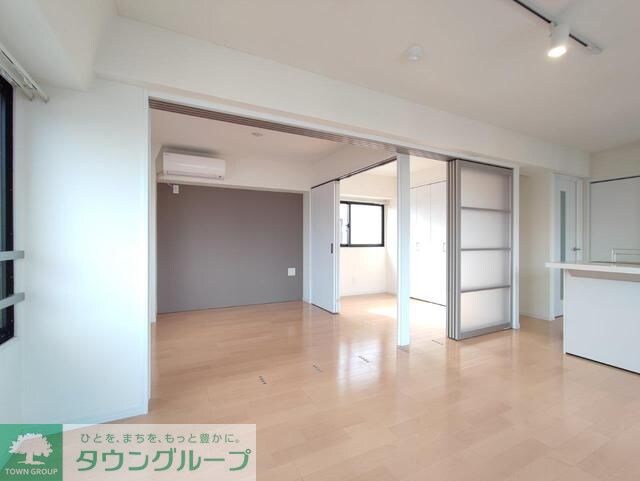 ONE ROOF FLATの物件内観写真