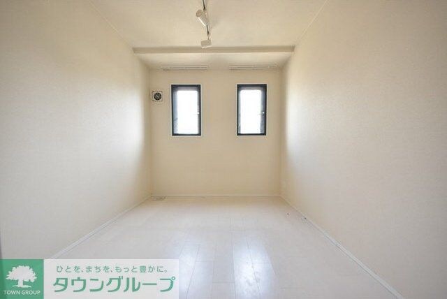 グローリオシェルト神宮前の物件内観写真