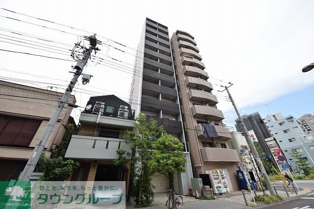 セルビシエ白金の物件外観写真