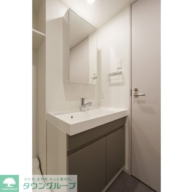 コンフォリア・リヴ渋谷本町の物件内観写真