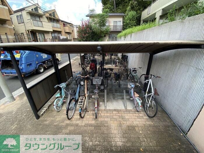 モニュメントスクウェア 弐番館の物件内観写真