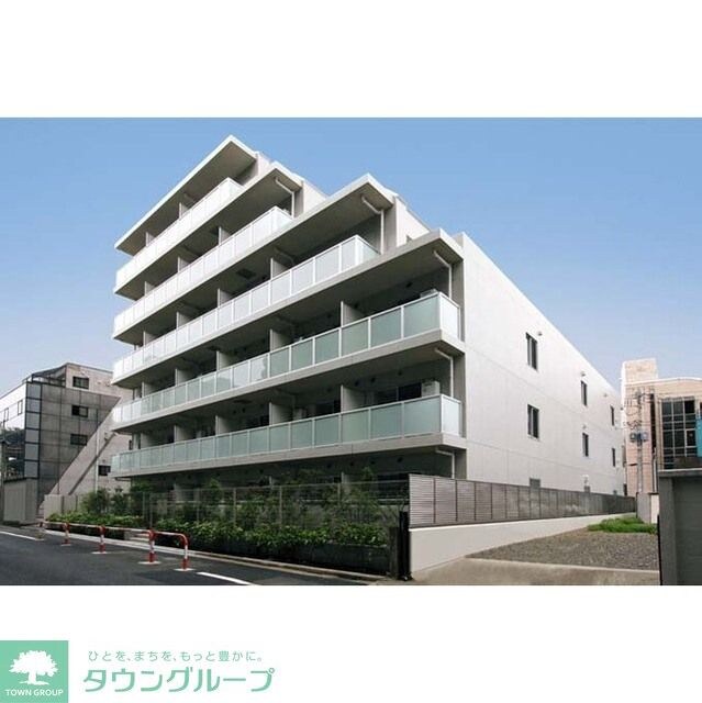 エスティメゾン東新宿の物件外観写真