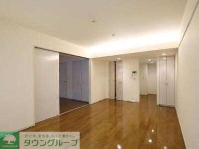 ミリアレジデンス乃木坂の物件内観写真