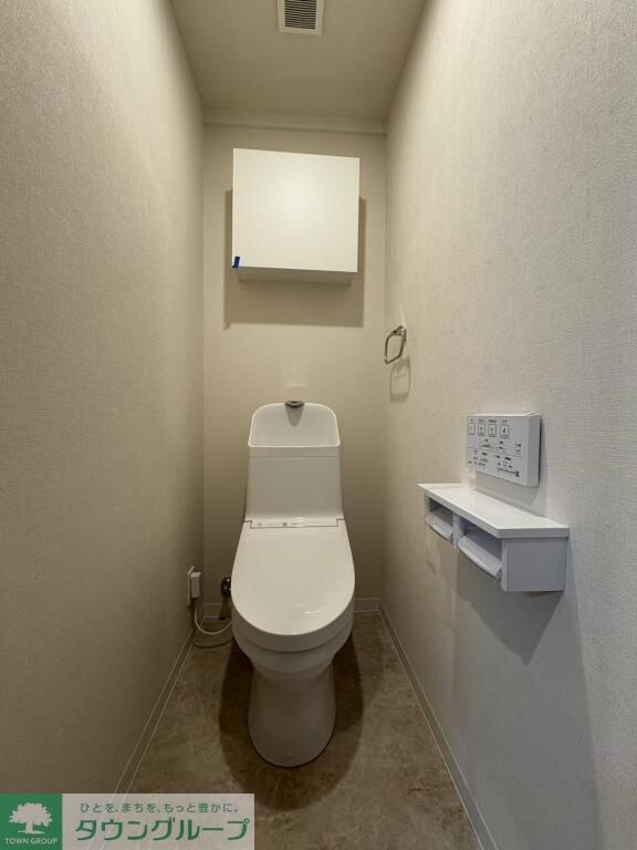 ROOTs Shinjuku Wakamatsuchoの物件内観写真