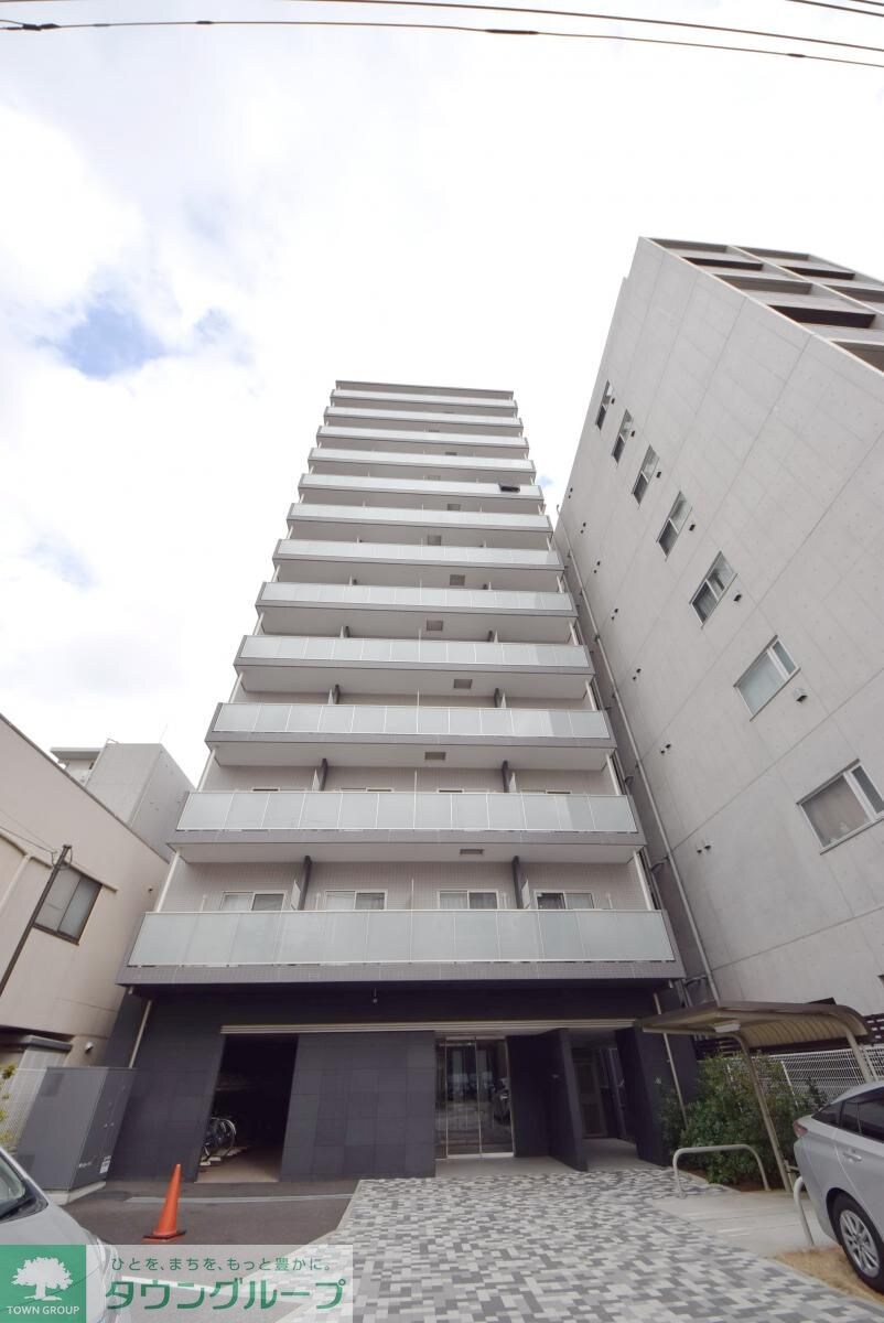 サランコートの物件外観写真