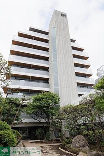 シャトレ信濃町の物件外観写真