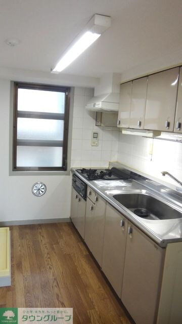 メゾン里仁の物件内観写真