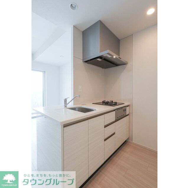 コンフォリア東新宿の物件内観写真