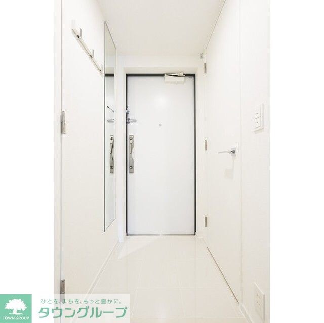 コンフォリア東新宿の物件内観写真