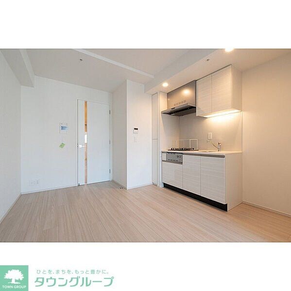 コンフォリア東新宿の物件内観写真