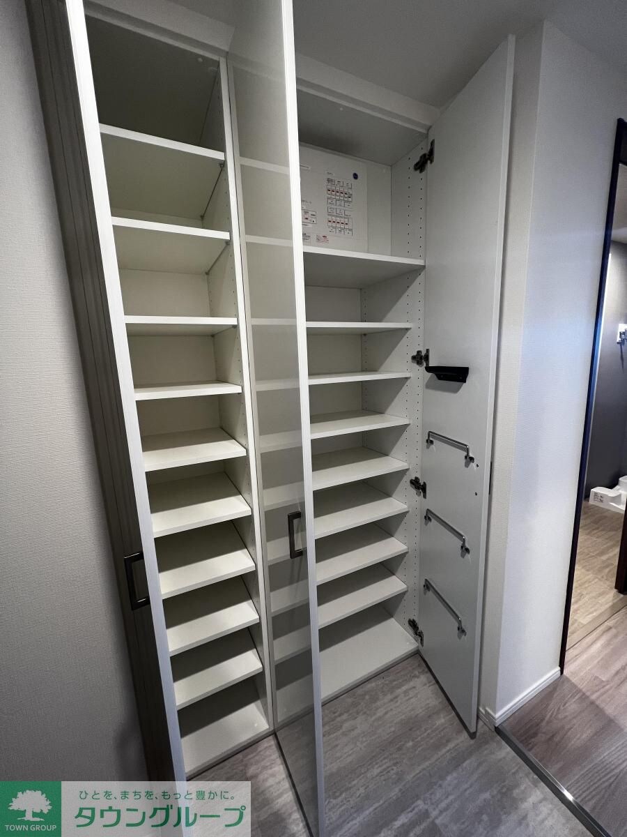 プラウドフラット文京千駄木の物件内観写真