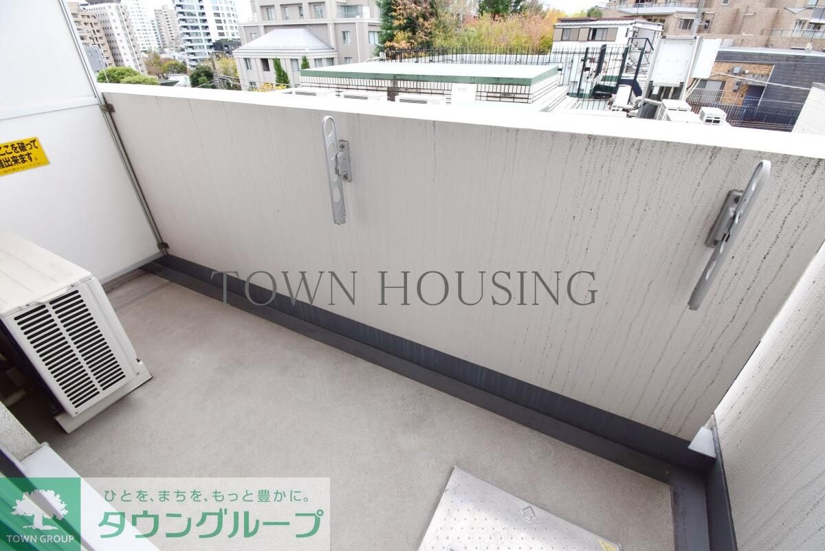 Brillia ist 西麻布霞町の物件内観写真