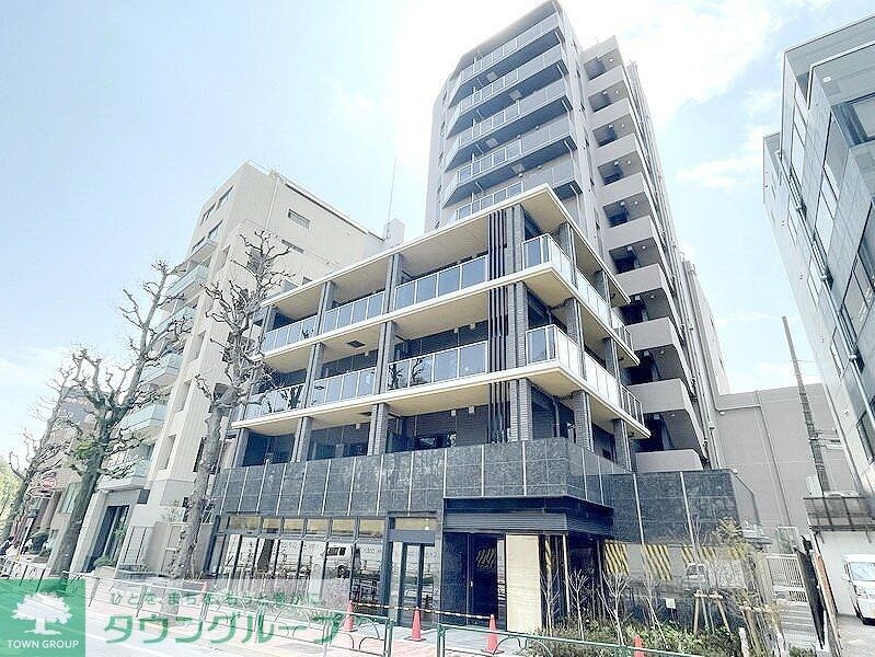 オーパスレジデンス南青山の物件外観写真