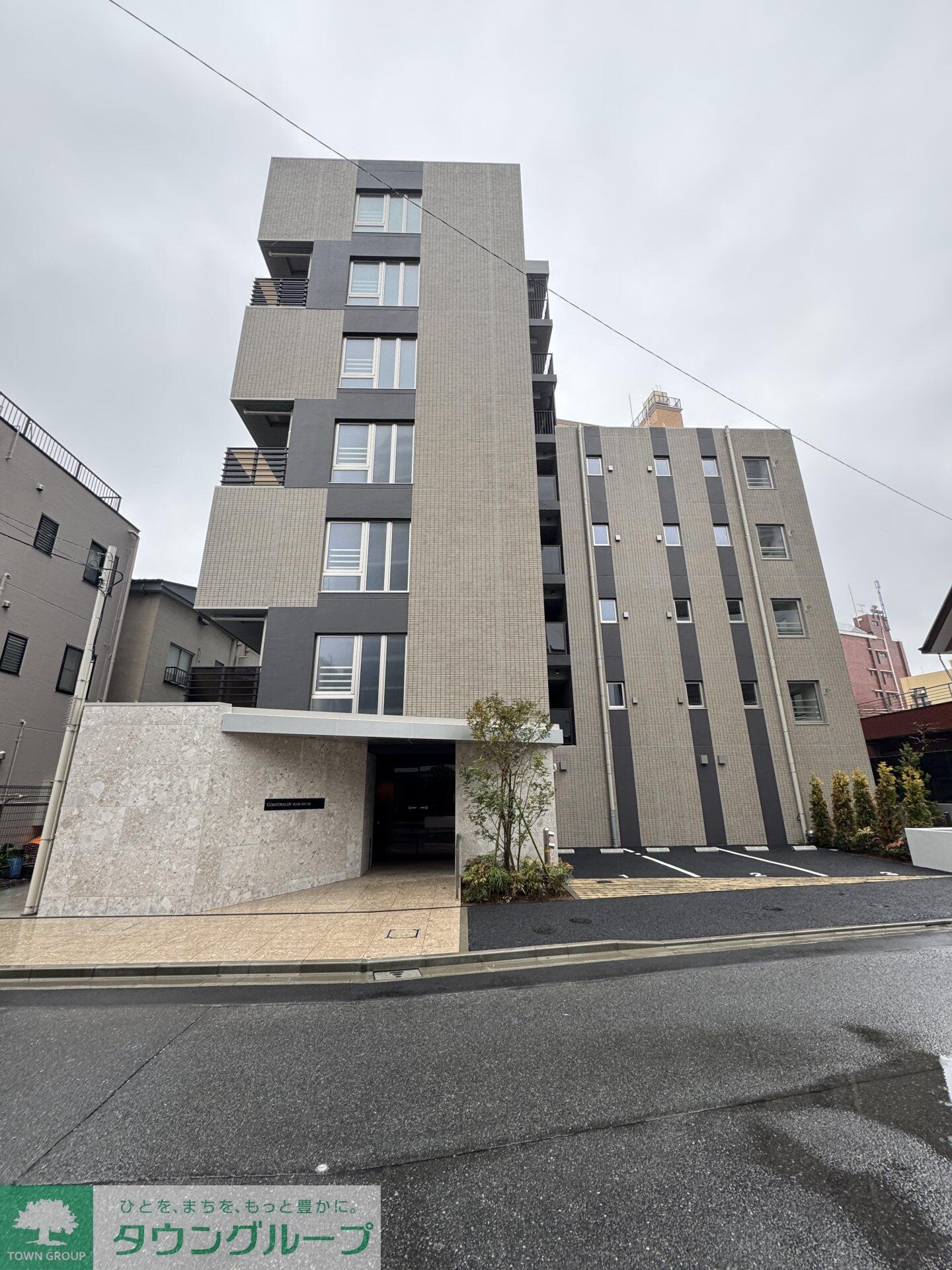 コンフォリア・リヴ西大島SOUTHの物件外観写真