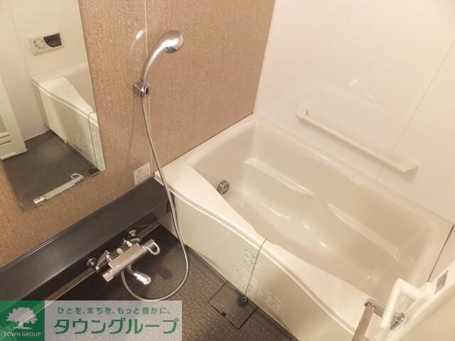 グランハイツ東新宿の物件内観写真