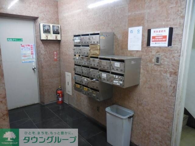 赤坂南部坂ハイツの物件内観写真