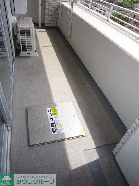 メゾンカルム本郷の物件内観写真